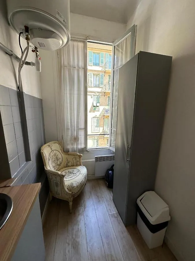 Appartement 600M Port, Tramway, Clim, Wifi à Nice