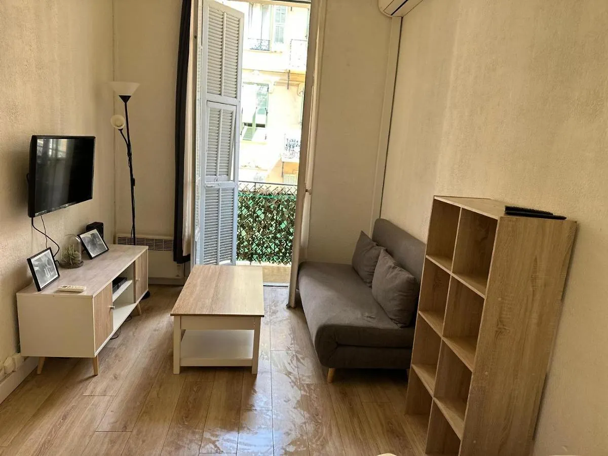 Appartement 600M Port, Tramway, Clim, Wifi à Nice