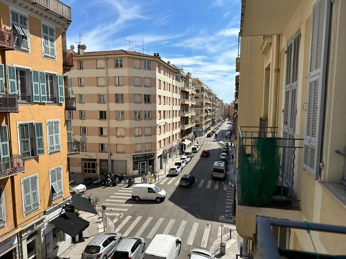 Appartement 600M Port, Tramway, Clim, Wifi à Nice