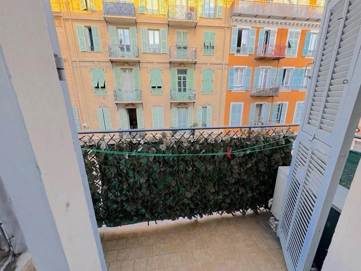 Appartement 600M Port, Tramway, Clim, Wifi à Nice