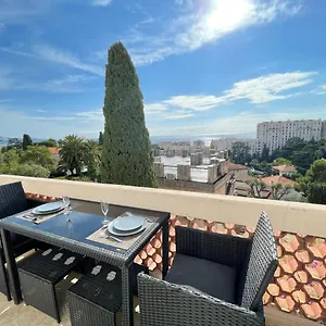 Apartment Renting - Cambrai - Luxurious Sea View Terrasse - King Bed - Parking - Ac - Fully Equipped, Nice